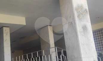 Imagem 4: Amplo apartamento em prédio único de frente