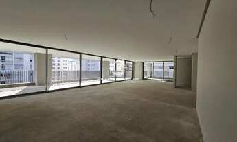 Imagem: REF 8615- 4 Suítes. 6 Vagas. Ótima localização