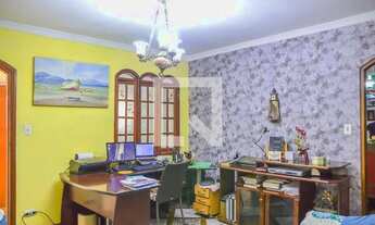 Imagem 2: Casa à Venda - Taboão, 4 Quartos, 250 m2