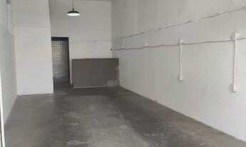 Imagem 3: LOJA DE RUA EM LOCAL MOVIMENTADO