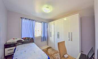 Imagem 7: Apolar Imóveis vende lindo Triplex, localizado bairro no Sitio Cercado