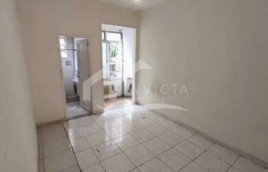 Imagem 2: Kitnet/conjugado para venda possui 33 metros quadrados com 1 quarto