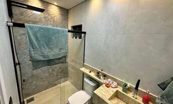 Imagem 7: Casa de condomínio para venda tem 350 metros quadrados com 4 quartos