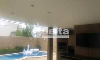 Imagem 2: Casa para aluguel, 3 quartos, 3 suítes, 2 vagas, Nova Uberlândia - Uberlândia/MG