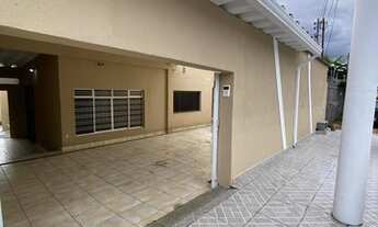 Imagem: Casa para aluguel possui 160 metros quadrados