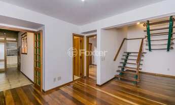 Imagem 1: Casa para venda tem 160 metros quadrados com 3 quartos em Petrópolis - Porto Alegre - RS