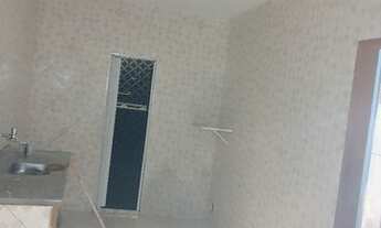 Imagem 2: Casa de vila Quarto com aluguel por R$1.000 /mês