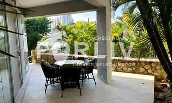Imagem 4: Residencial Um - Excelente Casa com 430 m² com 4 Suítes, 4 Vagas, Piscina, Churrasqueira e