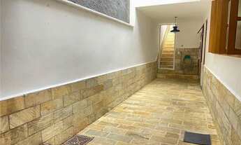 Imagem 2: Apartamento com 03 quartos sendo uma suíte, Perisse, Nova Friburgo - RJ