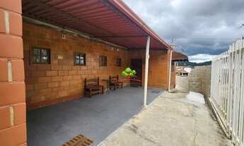 Imagem 2: Casa para venda em terreno de 680 m² com 4 quartos em Simão Pereira - MG