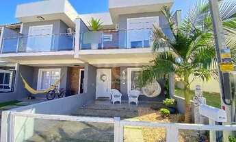 Imagem: PORTO ALEGRE - Casa Padrão - Aberta dos