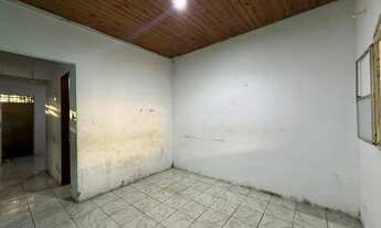 Imagem 7: Casa para Venda em Itaguaí, Vila Ibirapitanga, 2 dormitórios, 1 banheiro, 2 vagas