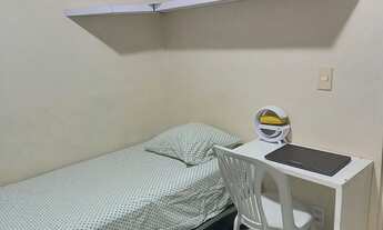 Imagem 3: Alugo quarto p/ mulher que estuda e trabalha, água, energia e wi-fi inclusos