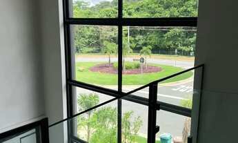 Imagem 2: Sobrado de Alto Padrão à Venda 4 Suítes, Pé-Direito Duplo e Piscina Senador Canedo/GO Mo