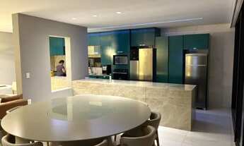 Imagem 4: Casa alto padrão em condominio