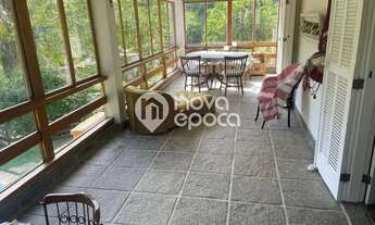 Imagem 9: Corrêas Casa com 4 dormitórios