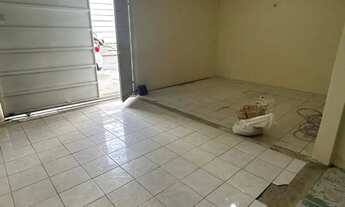 Imagem 2: /Casa com piscina no Novo Reino