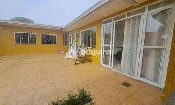 Imagem: Casa à venda contendo 2 quartos, 2 banheiros