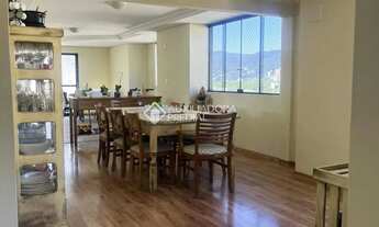 Imagem 7: Imóvel para aluguel possui 470 metros quadrados com 3 quartos em Agronômica - Florianópoli