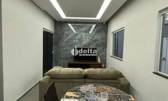 Imagem 4: Casa disponível para venda no bairro Jardim Patrícia em Uberlândia MG