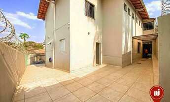 Imagem 2: Casa com 4 dormitórios, 210 m² - venda por R$ 1.900.000,00 ou aluguel por R$ 6.516,67/mês