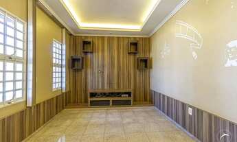 Imagem 2: Casa com 3 Quartos, 3 Suítes, Piscina Aquecida e Área Gourmet à Venda na Rua 03 Vicente P