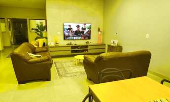 Imagem 5: Casa moderna, bem localizada