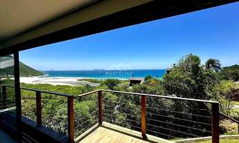 Imagem 2: Casas em condomínio de alto padrão na praia do Siriú