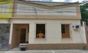 Imagem: Casa para venda tem 200 metros quadrados