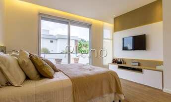 Imagem 7: Sobrado com 5 quartos, suítes, piscina, hidromassagem, armários, condomínio fechado