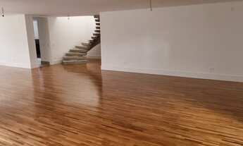 Imagem 2: Casa de 359 metros quadrados no bairro Alto de Pinheiros com 4 quartos