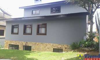 Imagem: Linda casa na Morada dos Pássaros