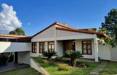 Imagem 2: Casa em condomínio fechado luxuosa e muito bem arquitetada