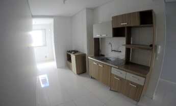 Imagem 3: Apto bem central com 02 quartos e garagem para 02 carros R$ 545.000,00