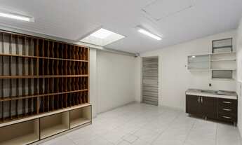 Imagem 2: Ponto comercial/Loja/Box para aluguel tem 41 metros quadrados em Jardim Botânico - Porto A