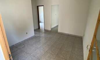 Imagem: Alugo casa Leonane itauna