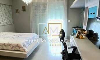 Imagem 4: Casa de condomínio sobrado para venda tem 661 metros quadrados com 4 quartos