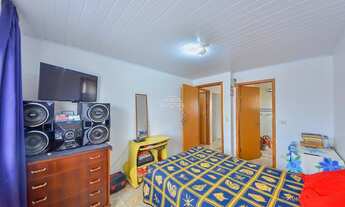 Imagem 5: Casa para venda possui 130 metros quadrados com 2 quartos em Uberaba - Curitiba - PR