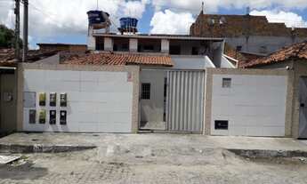 Imagem 2: Aluga-se uma kitnet, R$ 300.00 incluso água e IPTU , vaga para 1 carro ou moto