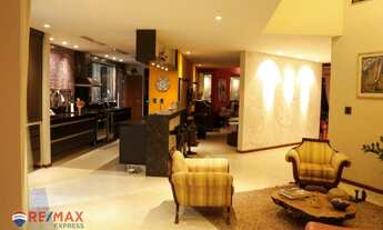 Imagem: Casa com 3 suítes à venda, 433 m² por