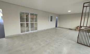 Imagem 2: Casa com 3 quarto(s) no bairro Coxipo da Ponte em Cuiabá - MT