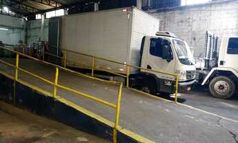 Imagem 5: Galpão Docado para venda possui 650 metros quadrados