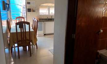 Imagem 5: Sobrado reformado com 03 quartos , ambiente com Lareira