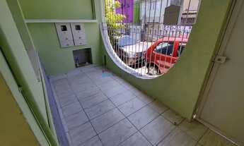 Imagem 2: Casa térrea de 60 m² próximo a Av Cupecê