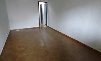 Imagem 3: Casa para venda possui 106 metros quadrados com 3 quartos em Braz de Pina - Rio de Janeiro