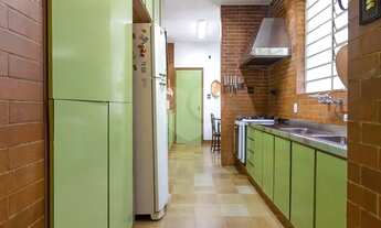 Imagem 6: Casa em rua Arborizada no Campo Belo