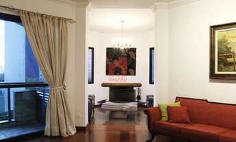 Imagem 4: Excelente imóvel, amplo, muito bem localizado, próximo a mercados, farmácias, comercio e b