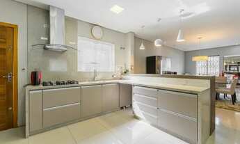 Imagem 4: Casa à venda em Cabral com 400m2 - para uso Residencial ou Comercial