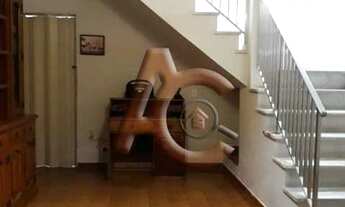 Imagem 4: Casa duplex em Irajá, com três quartos, aceitando financiamento bancário