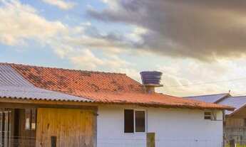 Imagem 3: Casa em Imbituba, localizada no bairro Alto Arroio